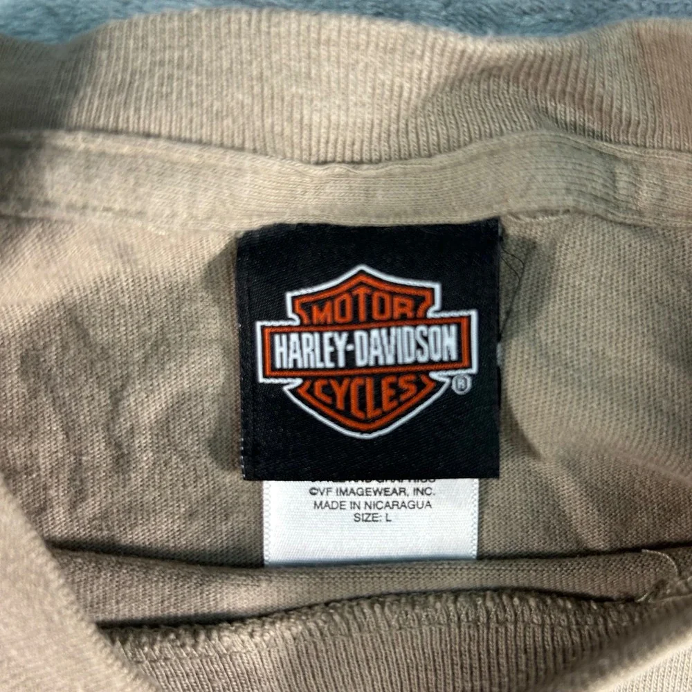 Harley Davidson Mens Graphic T Shirt Pin Up Girl Motorcycle Tan Size L - Picture 3 of 8